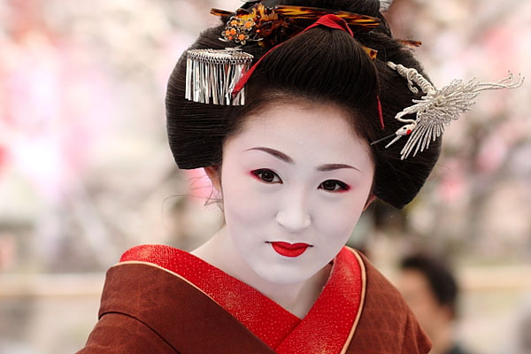 maquillaje de una geisha japonesa