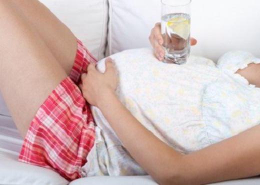 when does morning sickness first trimester