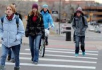 Grundlegende Verhaltensregeln und Pflichten des Fußgängers auf der Straße. Rechte und Pflichten von Fußgängern