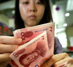 średnia pensja robotnika w chinach