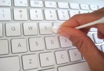 كيفية تنظيف لوحة المفاتيح: دليل خطوة بخطوة