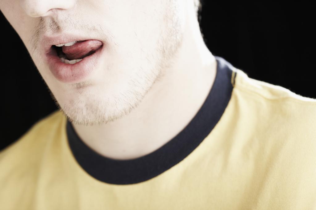 bağlama dudaklarında nedenleri nasıl tedavi edilir