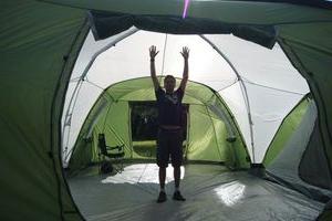touristische Zelt mit Moskitonetz