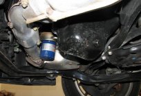 Where is the oil filter? Removing the oil filter