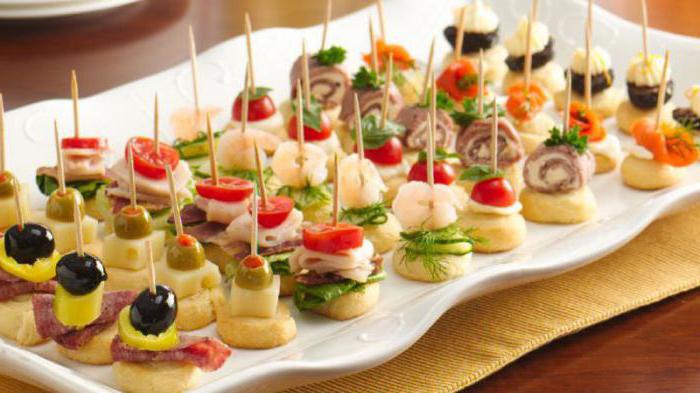 canapes with ham