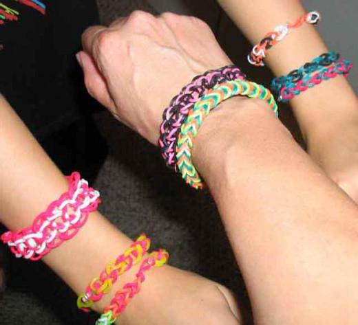 how to make figures out of loom bands without loom