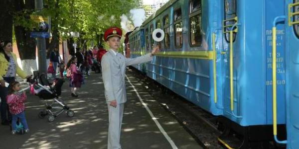 wo ist die Kindereisenbahn in Kiew