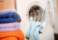 Wie man Wäsche spült, wird es nützlich sein, jede Gastgeberin zu kennen