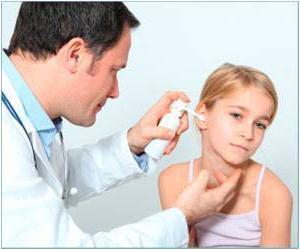 中耳炎的一个孩子的症状