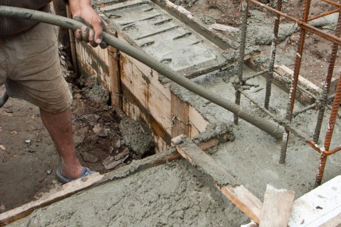 how to pour the Foundation under the house