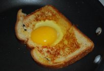 Ovos mexidos em francês - elegante e pequeno-almoço