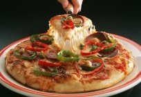 How to cook pizza in a slow cooker: simple recipe, but very tasty