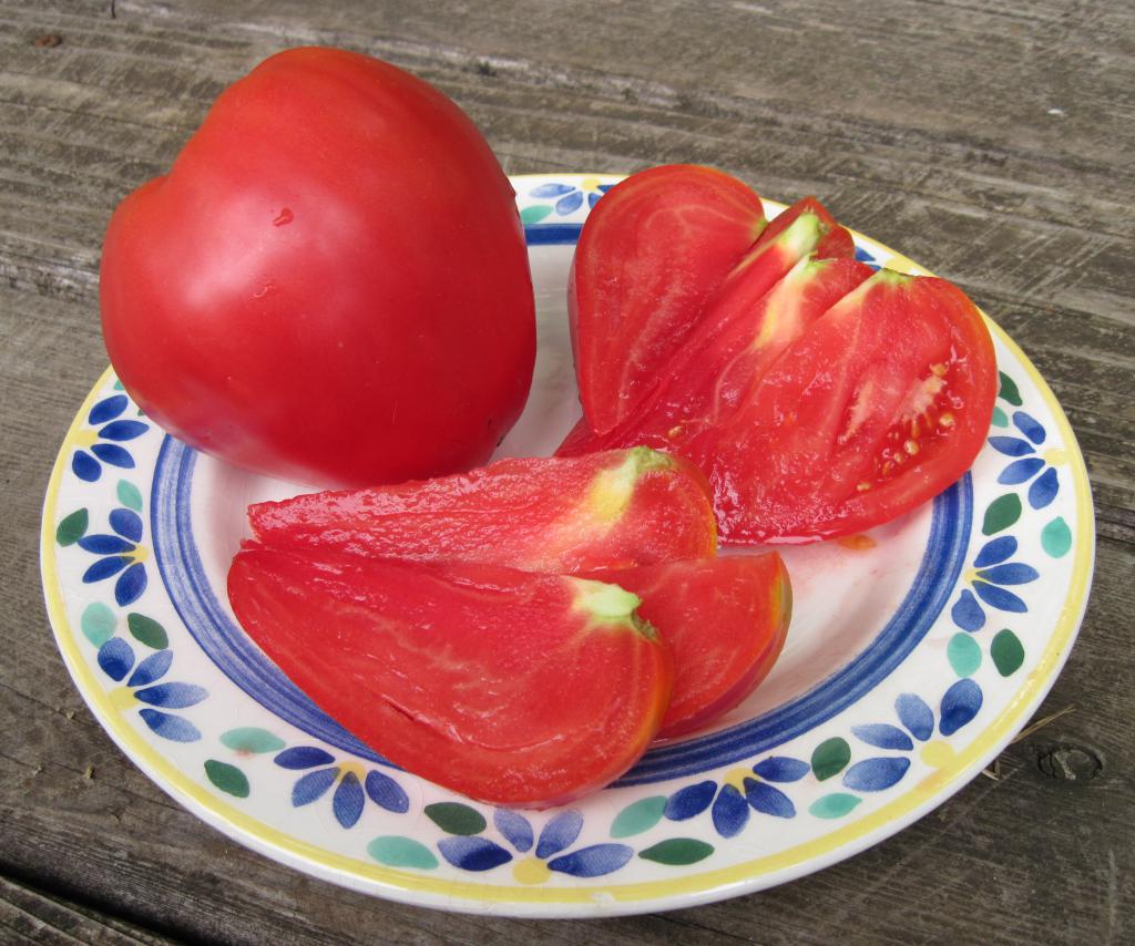 Tomate Granden im Schnitt