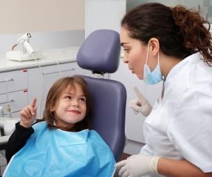 pediatric dentist surgeon