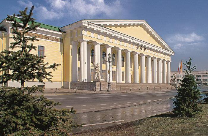 鉱山大学のサンクトペテルブルクレビ