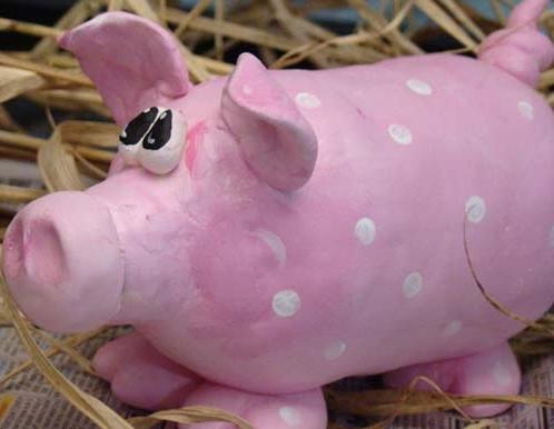 how to make a pig out of a plastic bottle