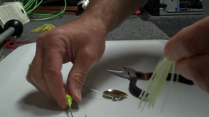 the spinnerbait with their hands