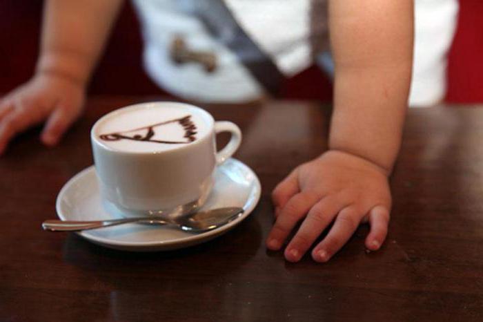 cuál es la edad mínima para beber café a los niños