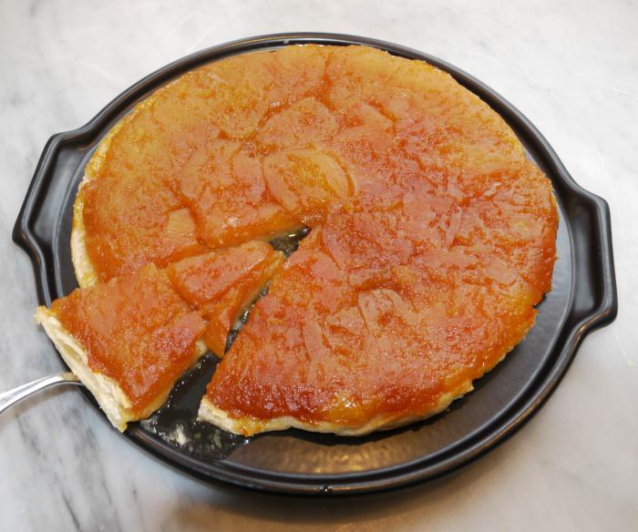 Tarte tatin puf böreği