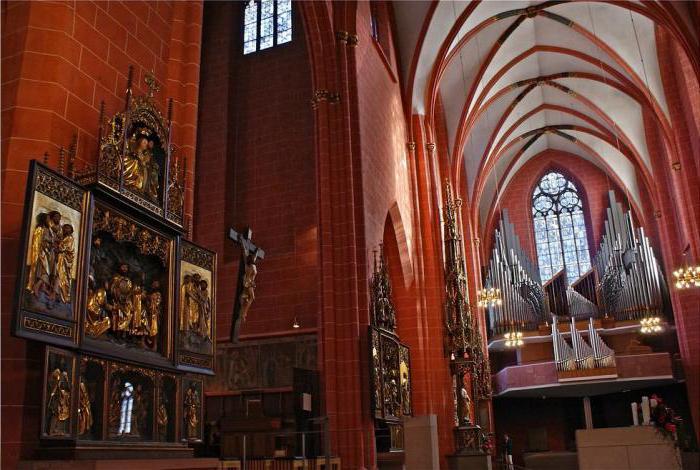 la catedral de frankfurt 794 del año