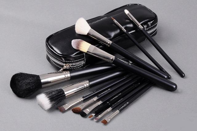 makeup brushes mac