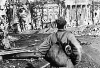 Wichtige Daten des zweiten Weltkriegs: die Schlacht von Stalingrad, Panzerschlacht unter Прохоровкой, Schlacht um Kursk