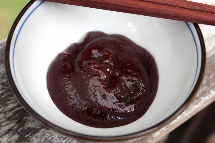 How to make plum sauce?