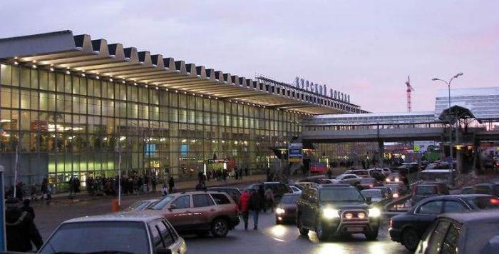 ¿Cómo llegar desde el aeropuerto sheremetievo hasta la estación de kursk