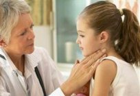 लिम्फाडेनिटिस में: एक बच्चे का कारण बनता है, प्रकार, लक्षण, उपचार