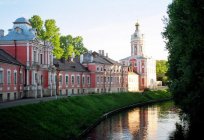 La iglesia de la trinidad de la catedral de monasterio de Невской laura: descripción, historia y datos interesantes