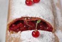 Cherry strudel: recipe with photos