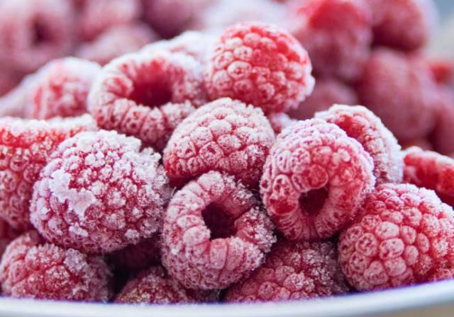 how to freeze raspberries with sugar