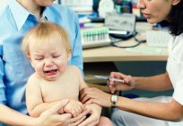 该肺炎在儿童2岁：症状、迹象