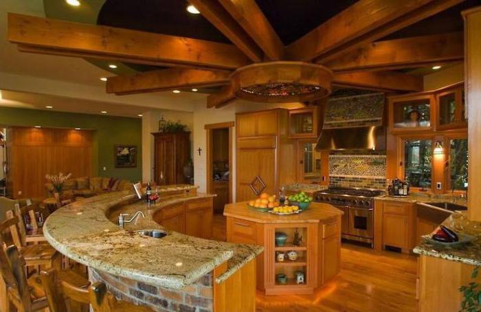 la cocina en la casa de madera