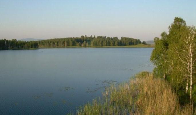 el lago de узункуль