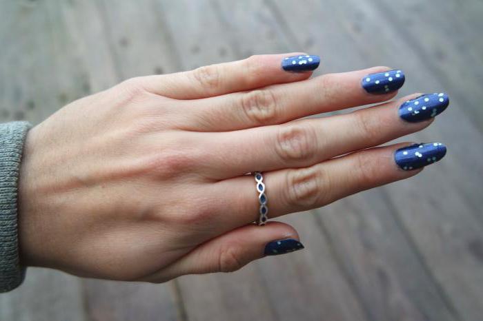 manicure in blue tones photo