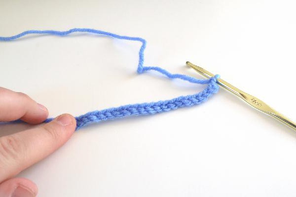 crochet connective column