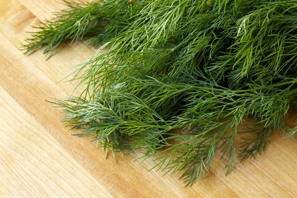 face Mask for dry skin with dill