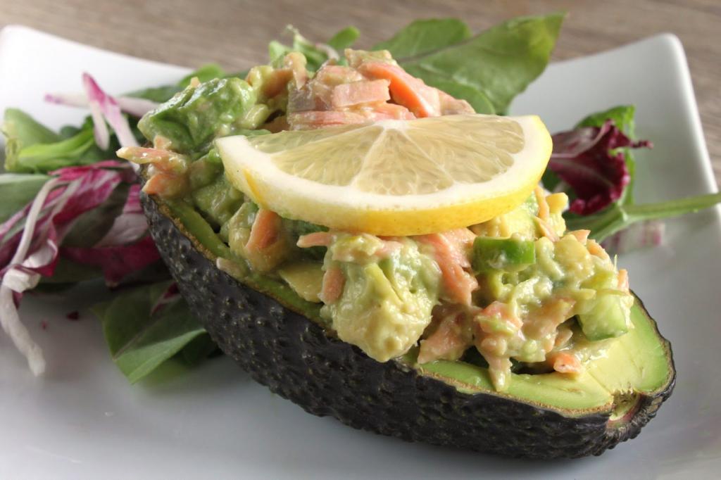 Salad with smoked salmon and avocado
