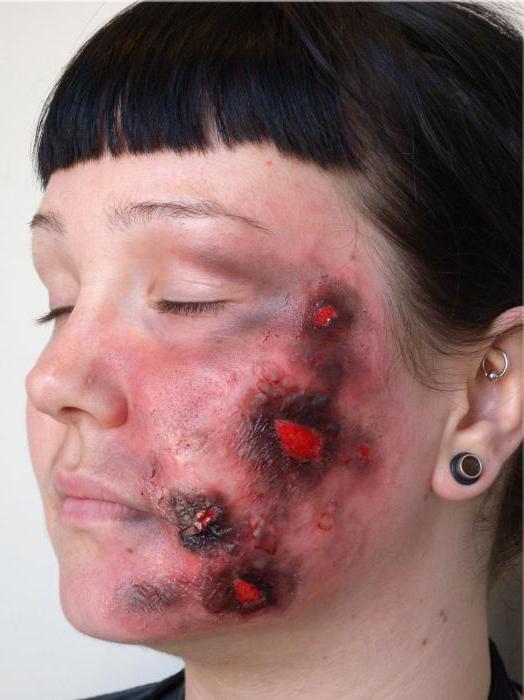cómo hacer un maquillaje de zombie
