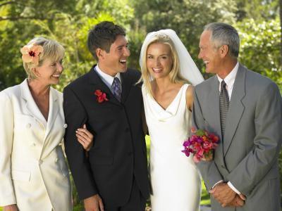 शादी के लिए बधाई माता-पिता से छंद