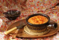 Cena - comida en gorshochkah (en el horno cocinado)