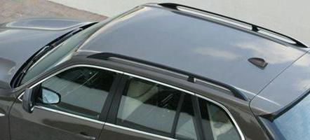 aerodynamiczne łuku na dach samochodu