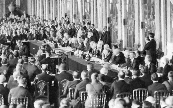 учасники паризької мирної конференції 1919