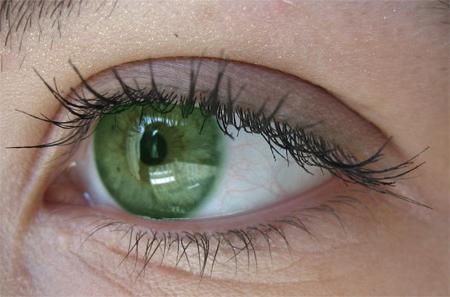 cómo cambiar el color de los ojos en el hogar