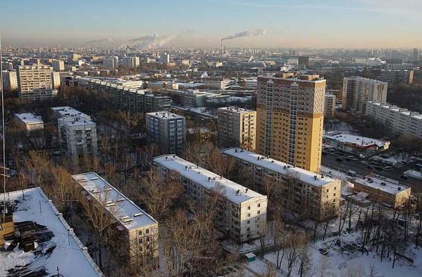 二级住房市场在莫斯科两个卧室的公寓