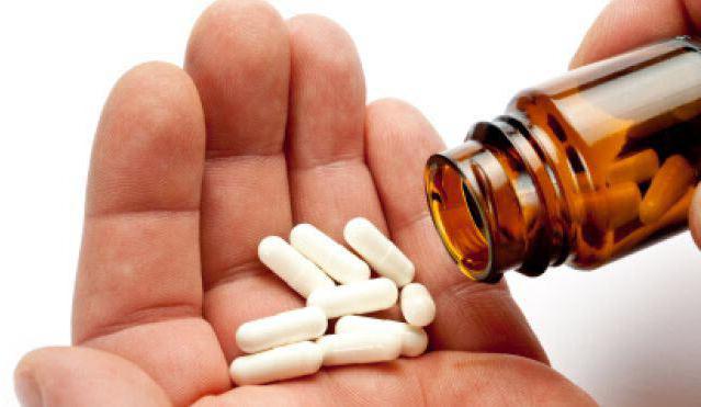 Tabletten gegen Halsschmerzen Titel
