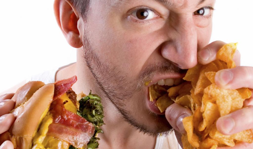 як впоратися з компульсивним переїданням