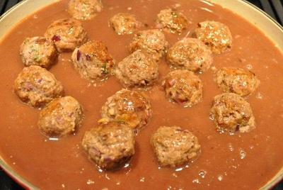 meatballs with gravy recipe photo
