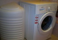 El lavado de la máquina con el tanque de agua: la unidad y criterios de selección